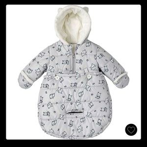 NWOT. London Fog carbag pram snowsuit bunting in gray